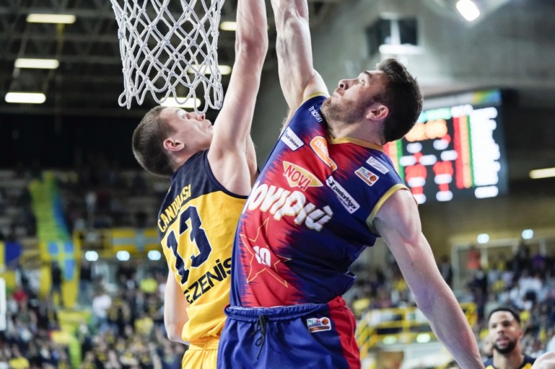 Pepper raggiunge Musso a Latina